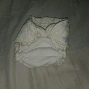Selling one sustainablebabyish fitted diaper xs